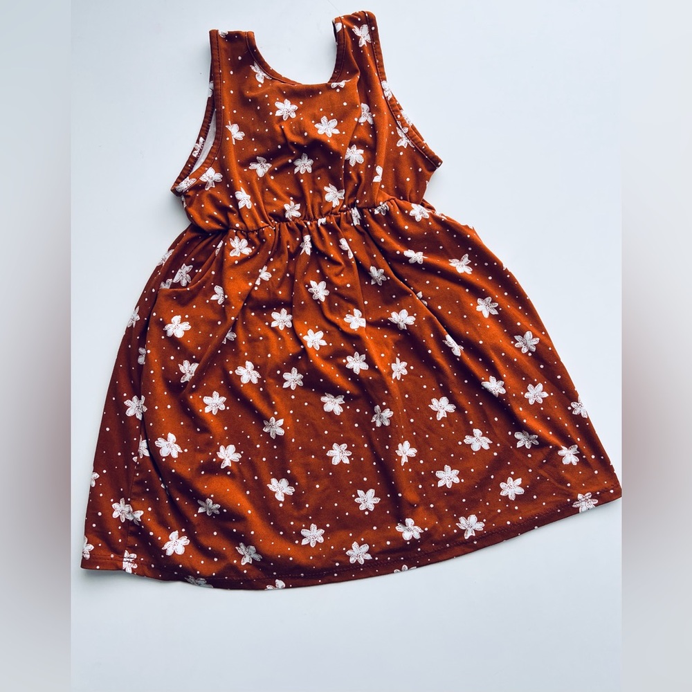 Heart and arrow Girls brown floral dress sleeveless 4t with pockets summer fun